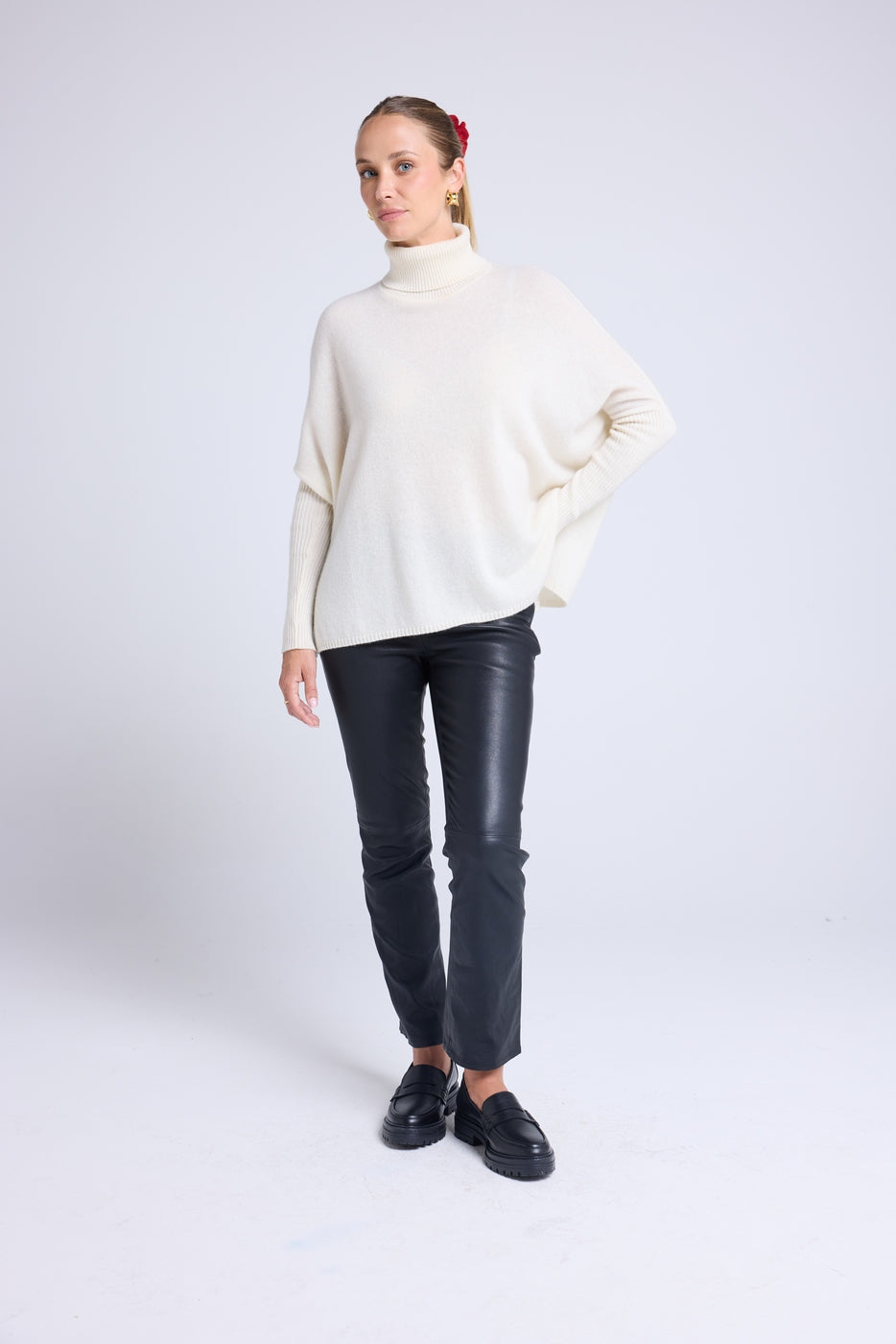 Jersey Cuello Vuelto Poncho Rolanda - Blanco