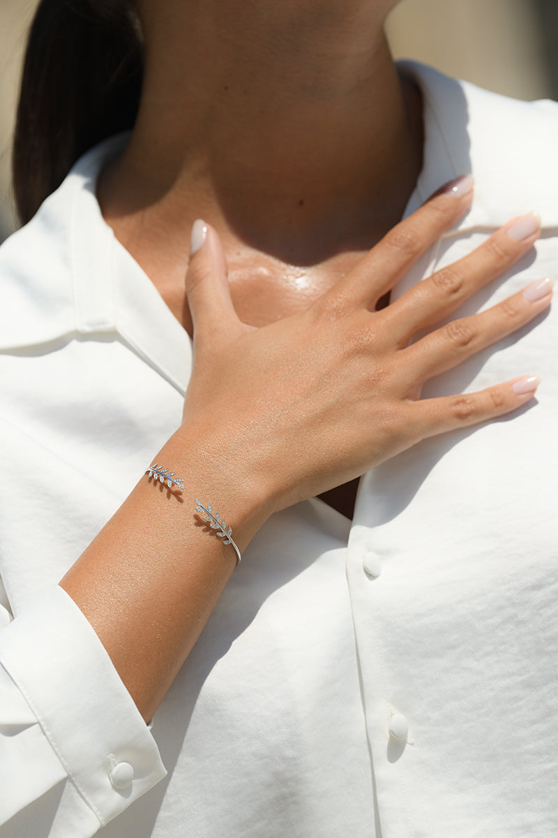 Pulsera “Comme Une Feuille” D0.21/40 – Oro blanco 375/1000