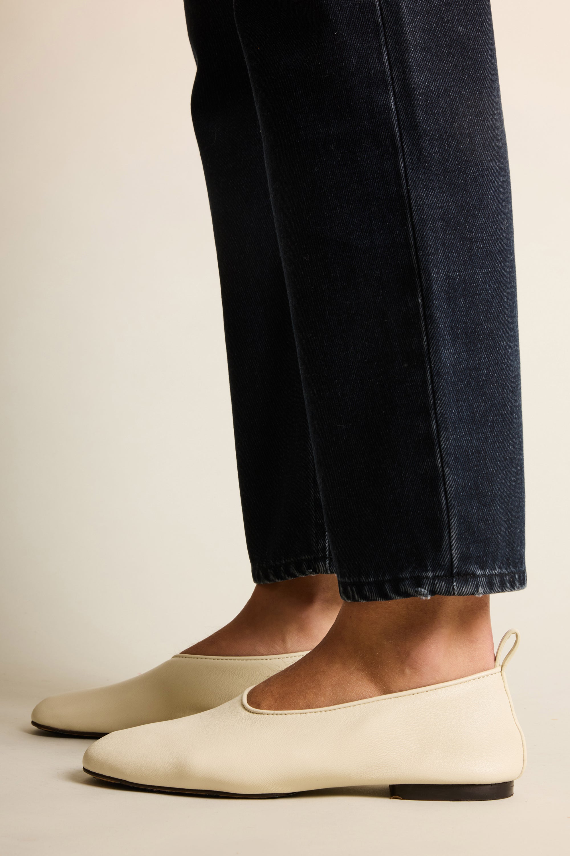 Straight-Leg Black Jeans V2