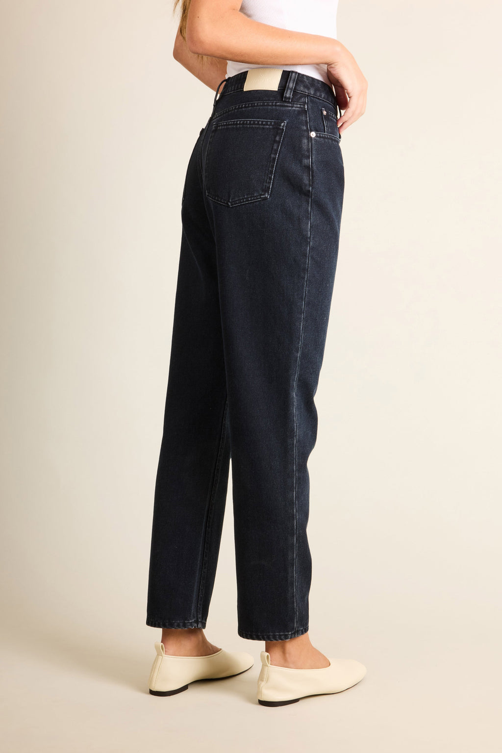 Straight-Leg Black Jeans V2
