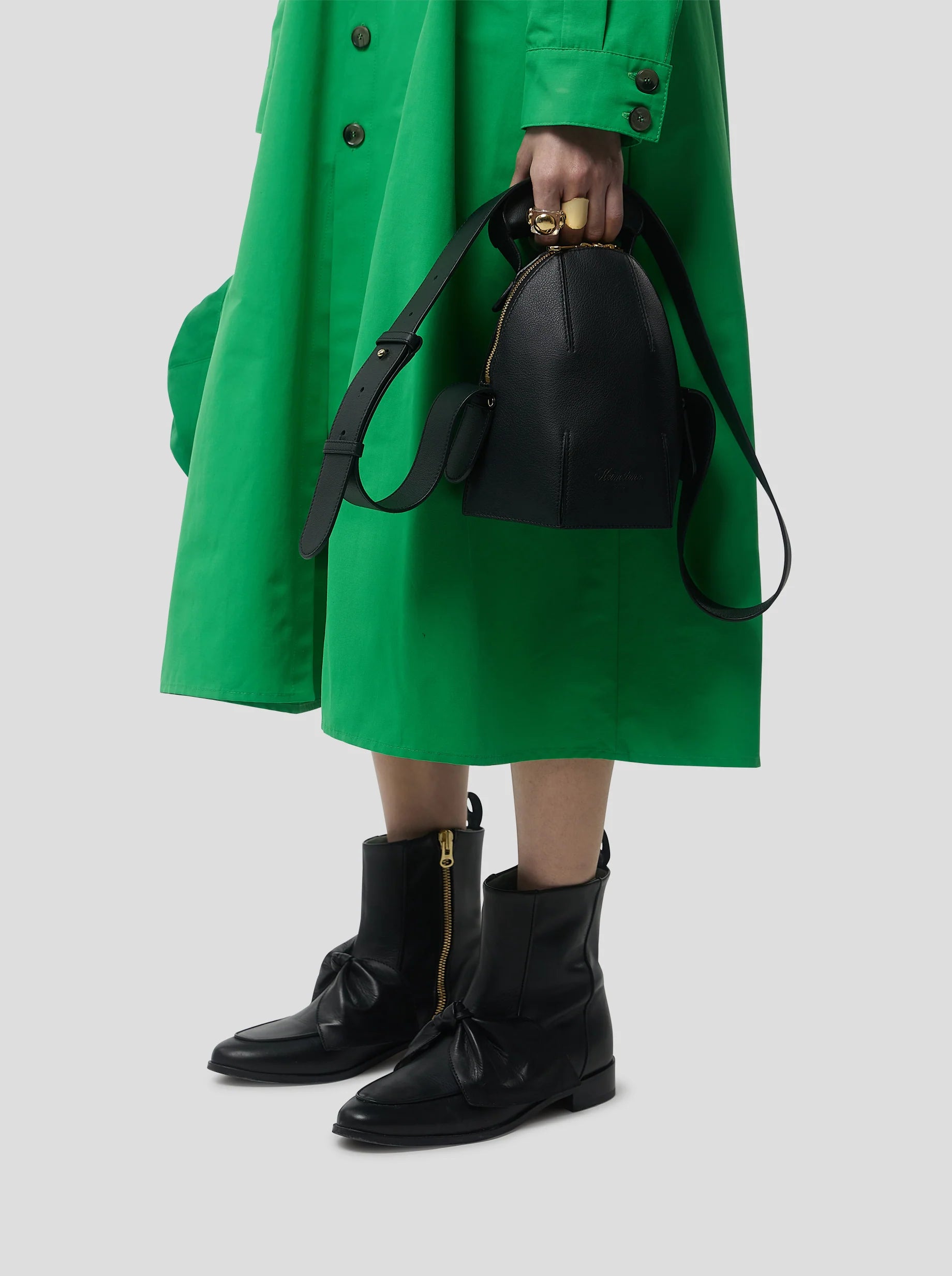 Vestido Kurtis en tejido técnico suave verde Kelly