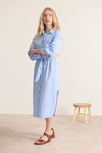 Robe format chemise longueur midi à rayures avec col chemise et une poche poitrine marque française Garance collection été 2025