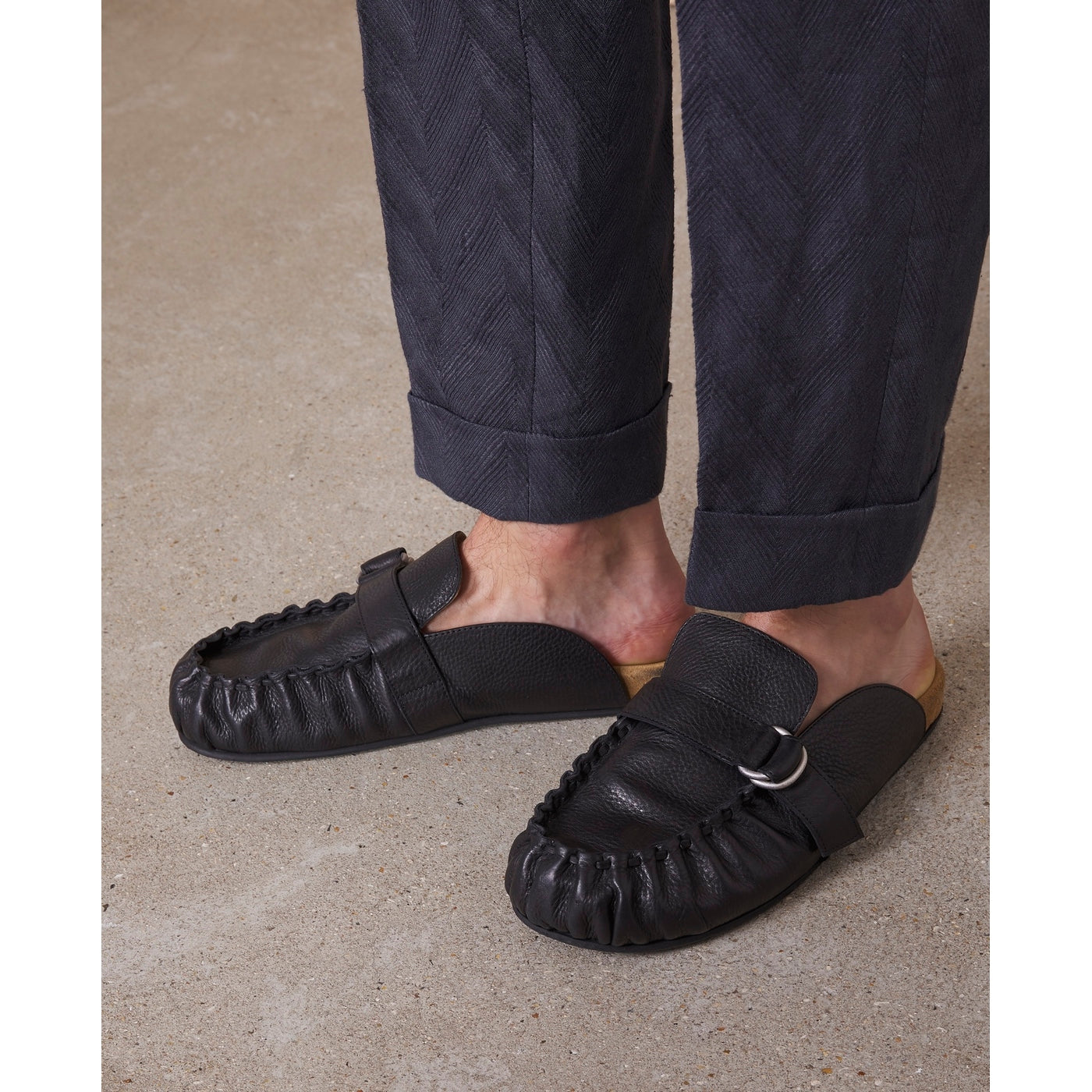 Mules - Black - Men