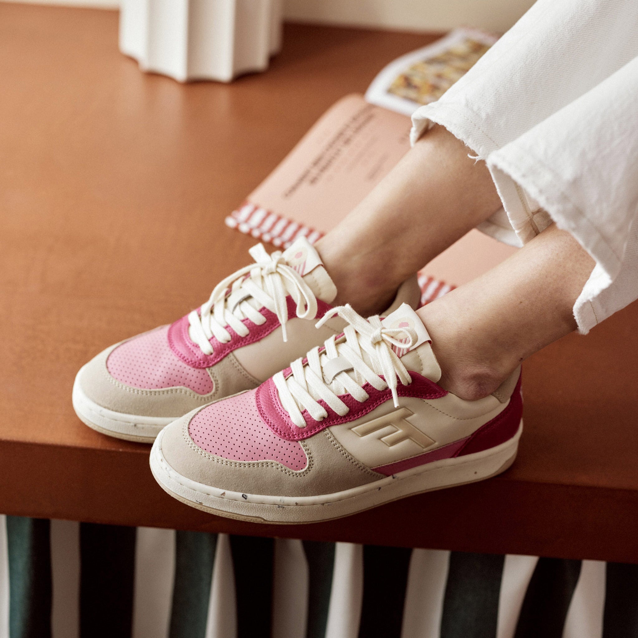 Zapatillas Bajas Crudas & Rosas Alder - Mujer