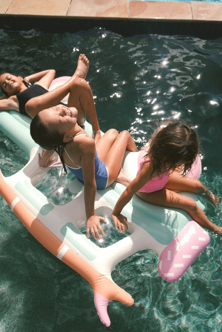Bouée Gonflable Luxe Lie-On Float Beach Buggy - Multicolore
