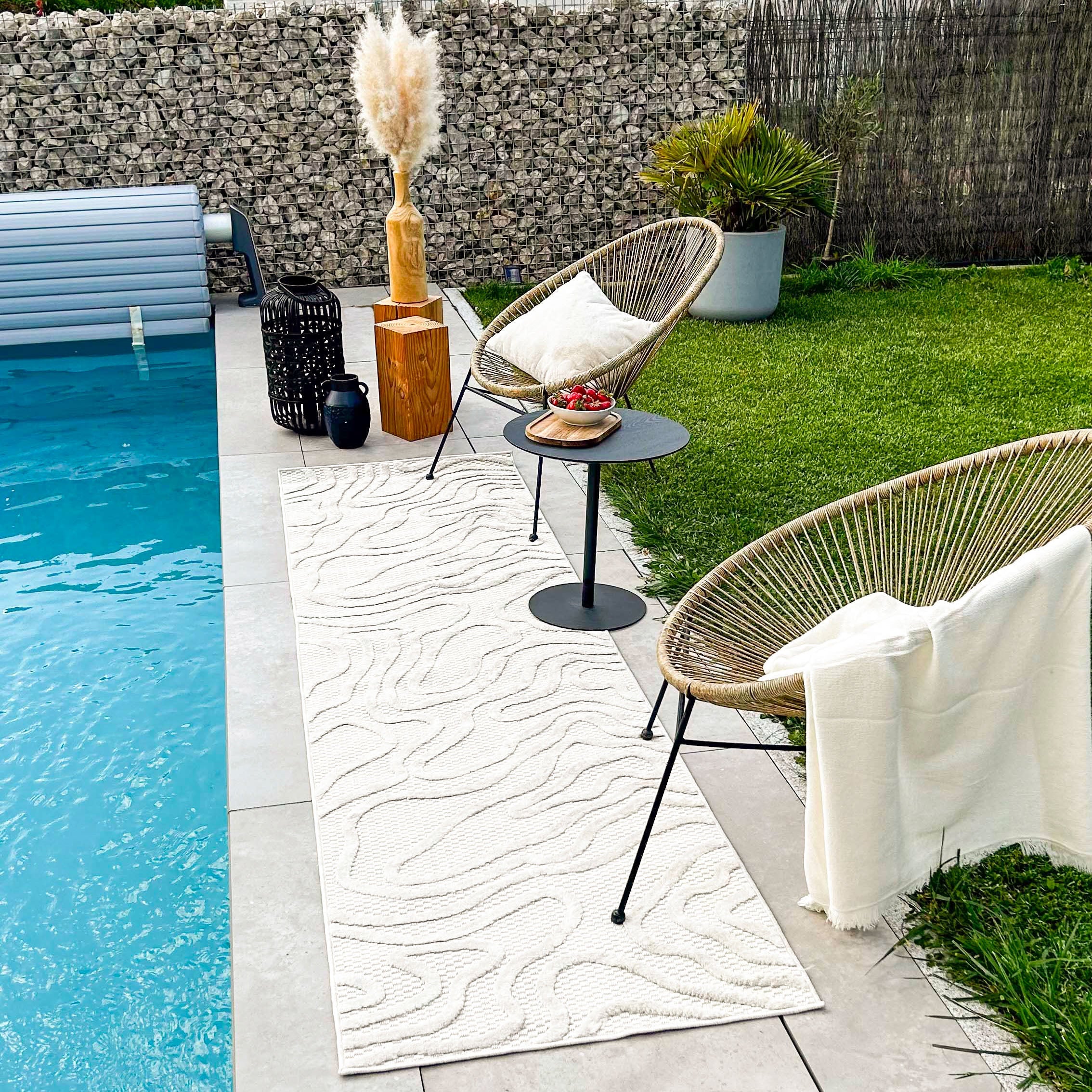 Indoor and outdoor rug with abstract Santorini pattern White: SAN988BLA Nazar rugs