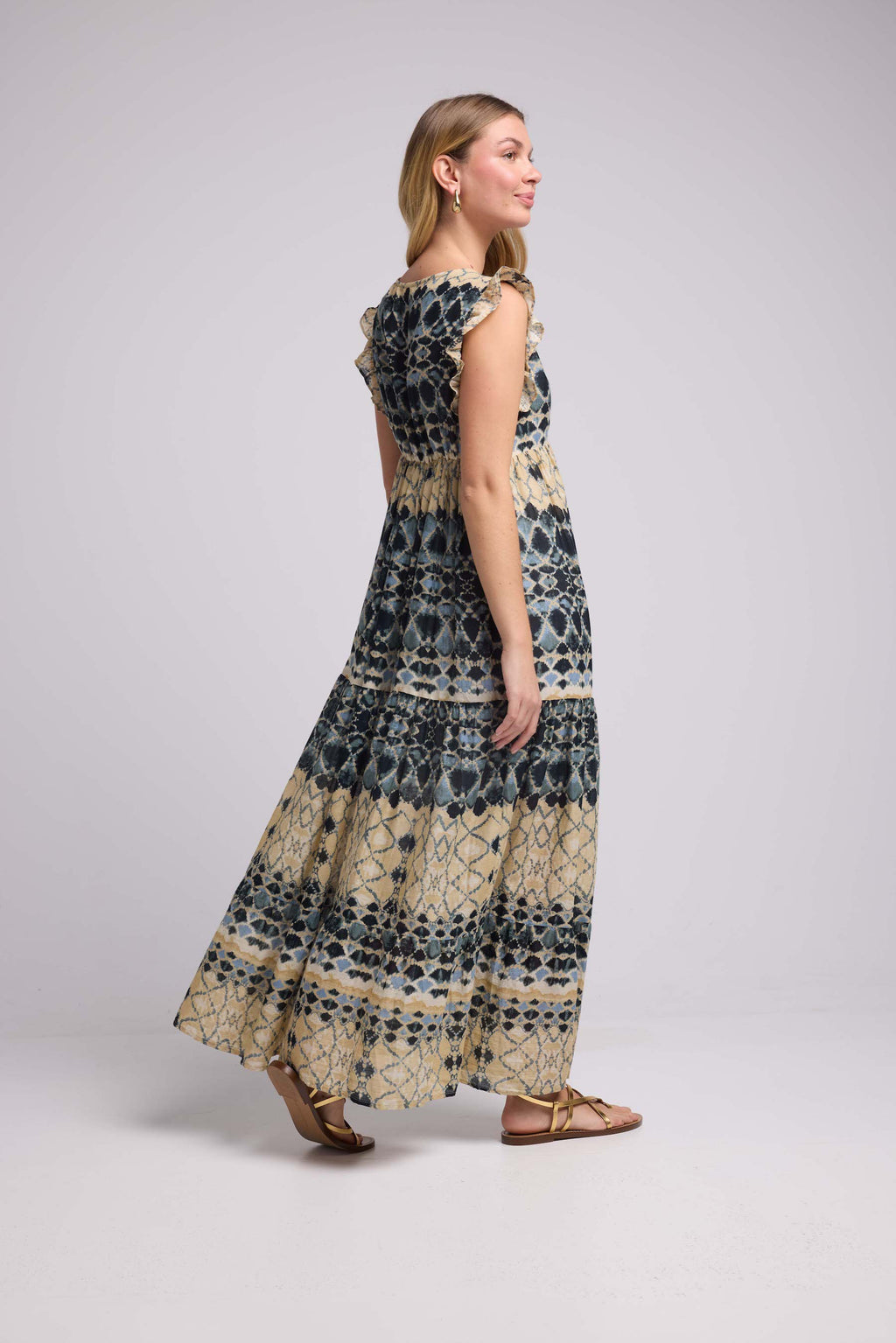 Long Sleeveless Dress - Black