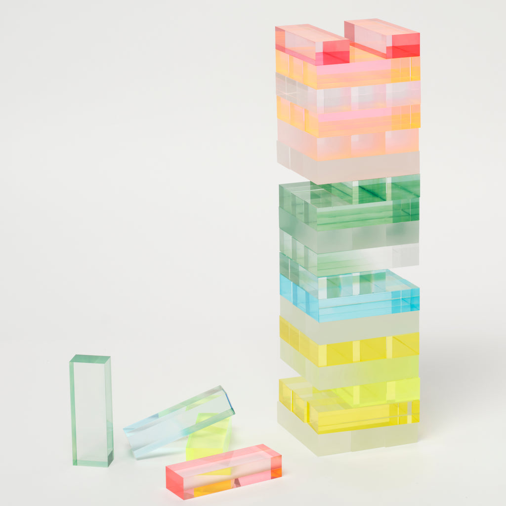 Tour De Construction En Lucite