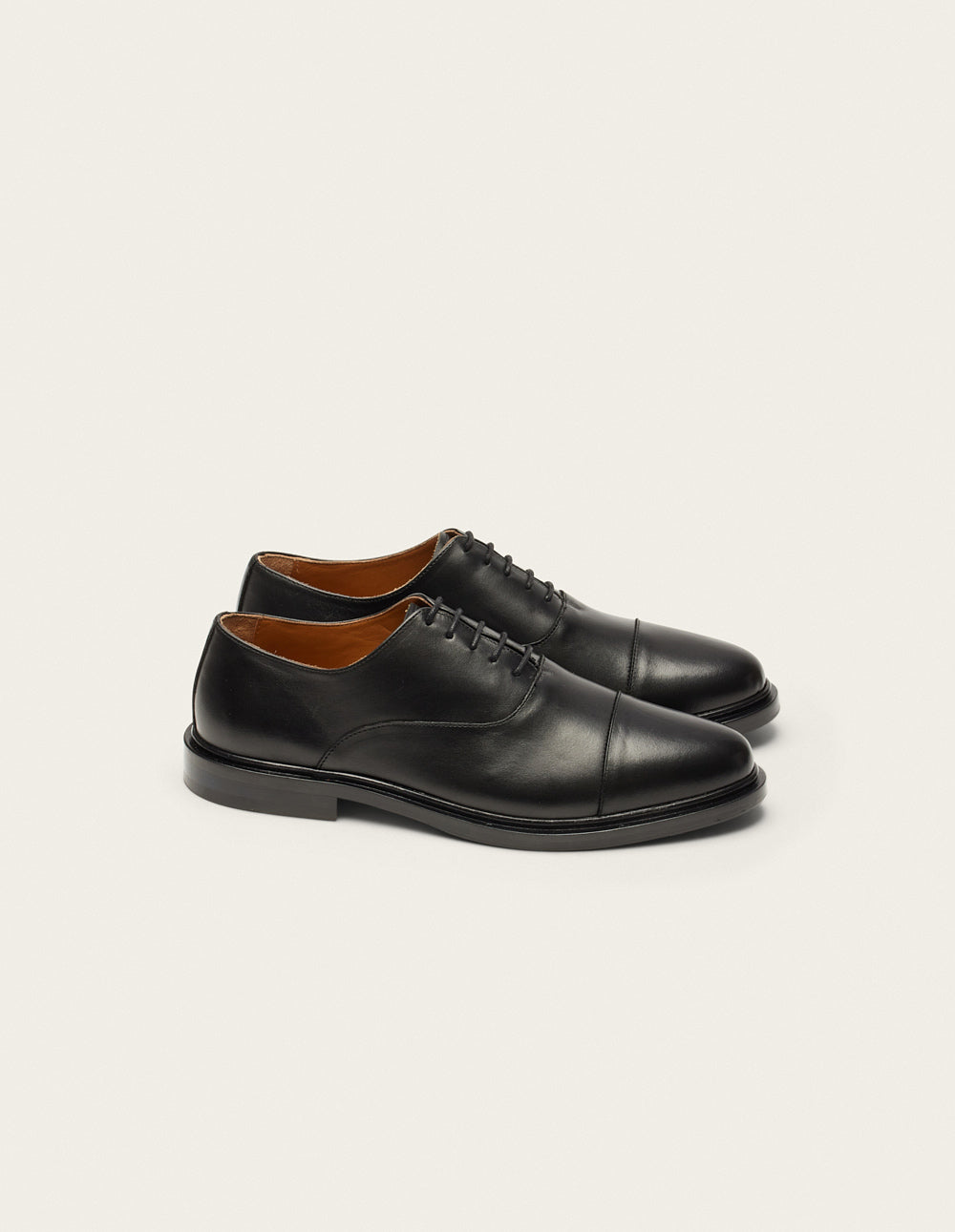 Léandre Derbies - Cuero Negro