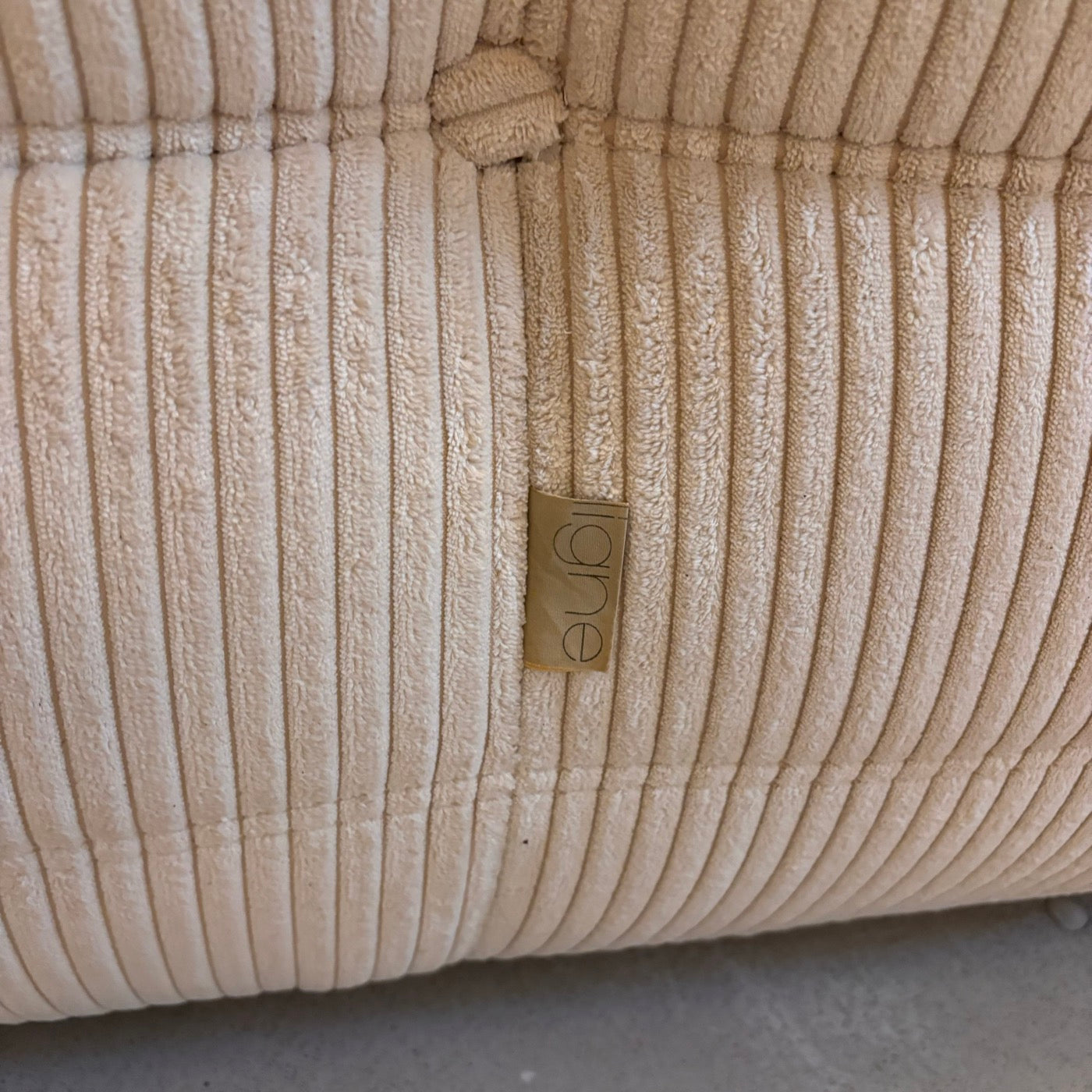 Canapé 2 Places Togo De Michel Ducaroy Pour  Ligne Roset