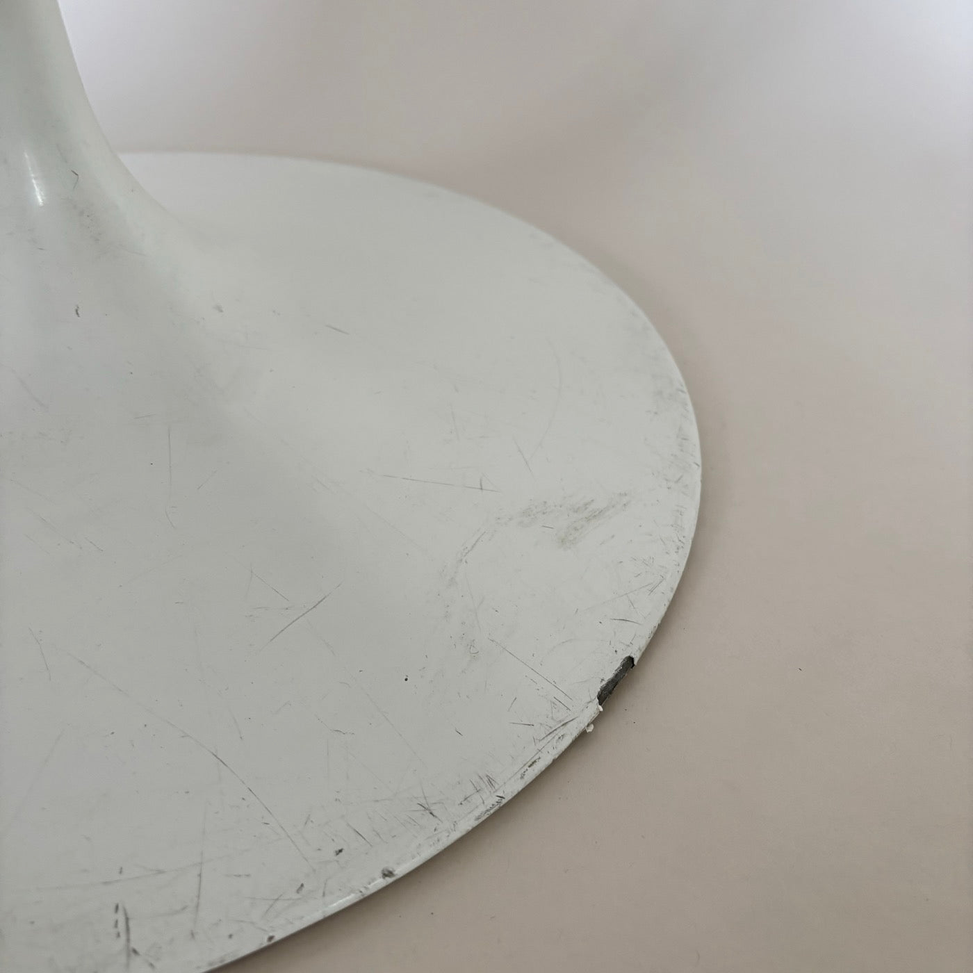Taburete Tulipa De Eero Saarinen Para Knoll