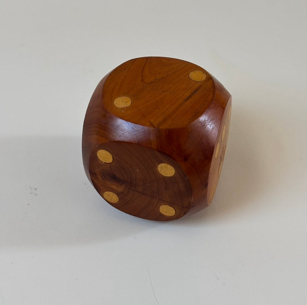 Gros Dè En Bois