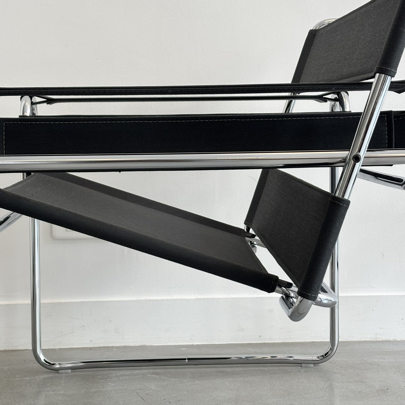 Wassily - Breuer - Dark Grey Fabric