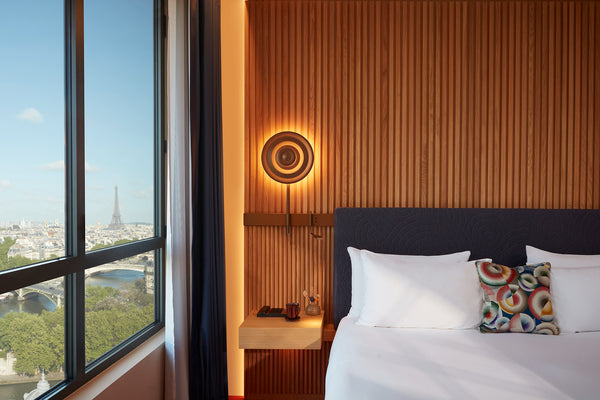 La icónica habitación Skyline de París