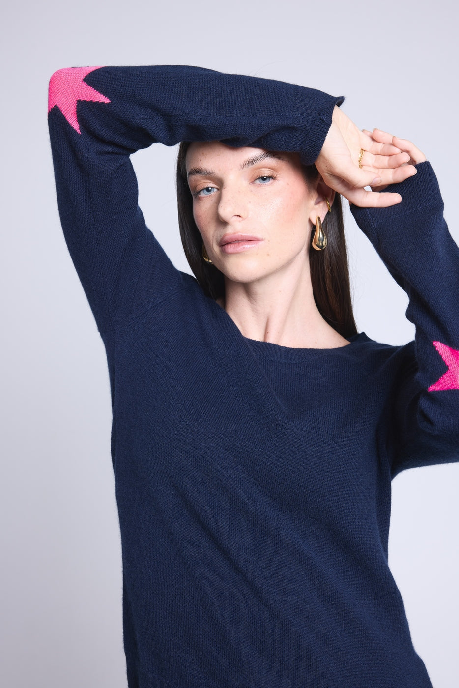 Jersey de cuello redondo con estrellas en los codos Sonia - Azul marino rosa flúor - Unisex