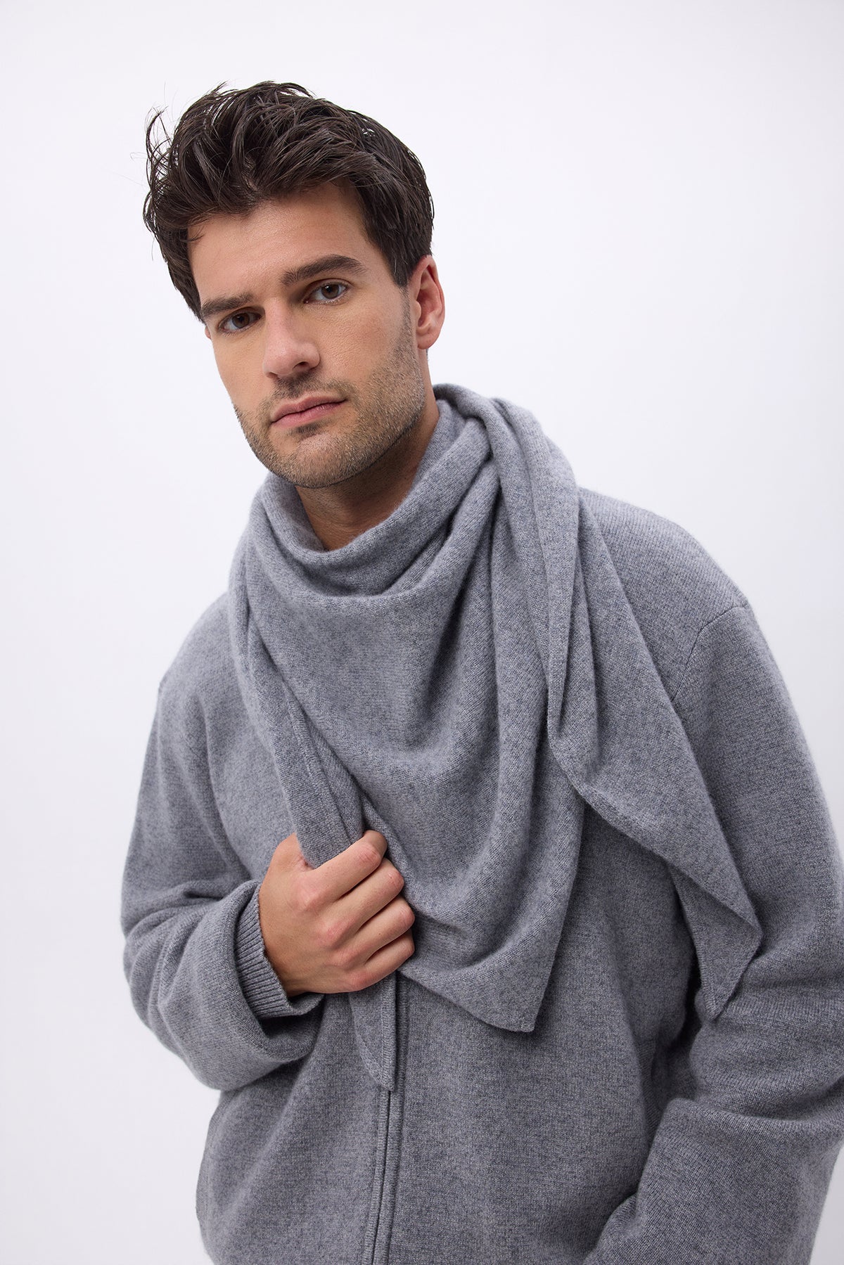 Bufanda Bandana Oversize Triangular Lisa Bandana Sora - Gris Oscuro - Hombre