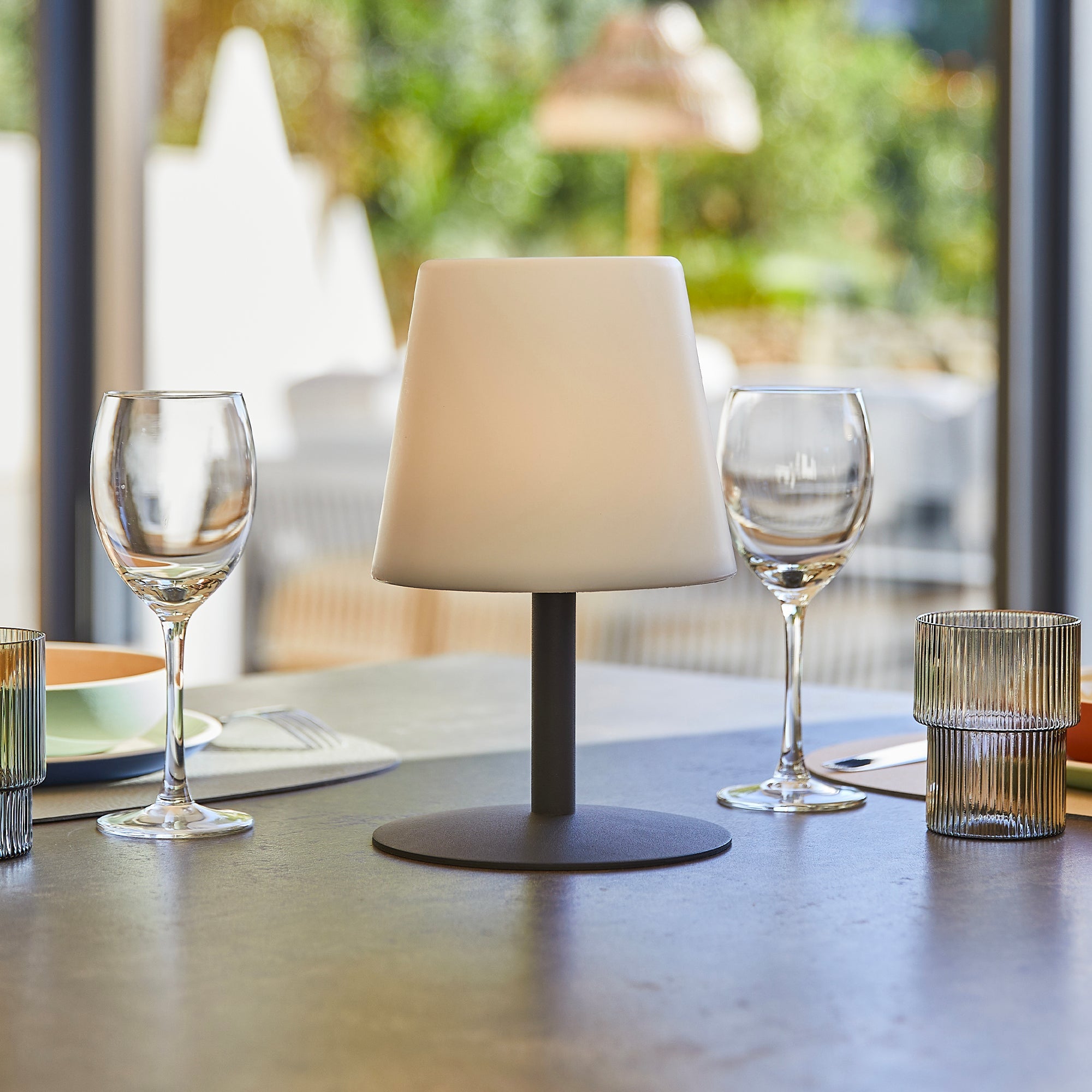 Standy Mini - Wireless Table Lamp - Steel - Black