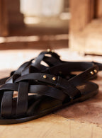 Petite Mendigote - Sandalias planas Oscar de napa - Negro