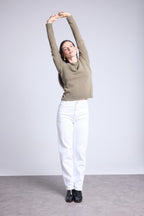 Jersey de cuello redondo con corazón y coderas cosidas Stitch - Verde caqui blanco - Mujer