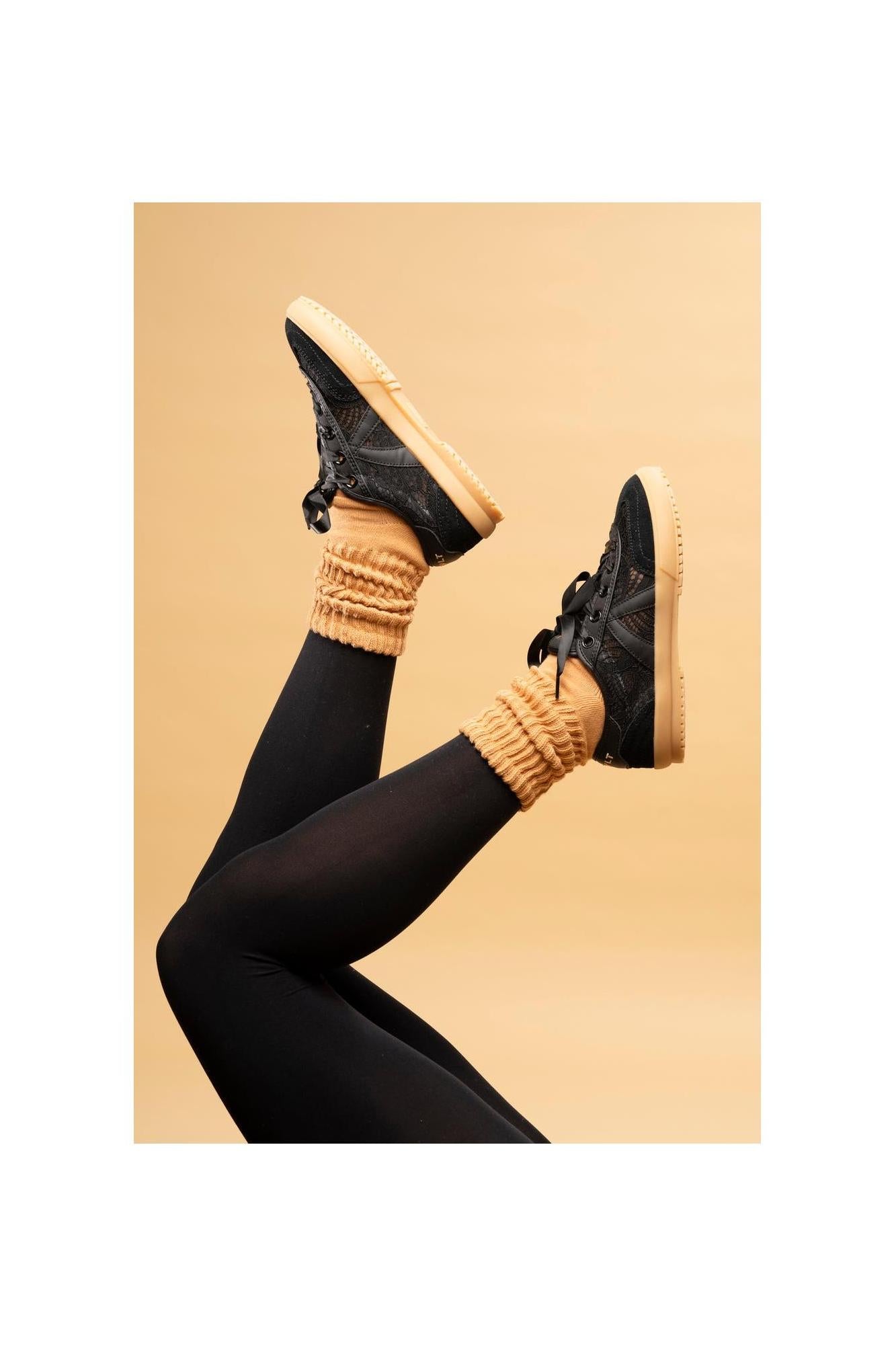 Zapatillas Swing De Encaje Negro