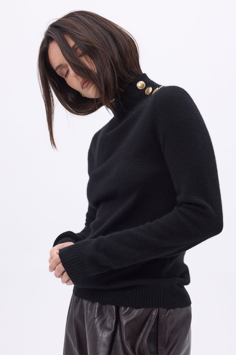 Pull Col Montant Boutons Dorés Swan - Noir - Femme