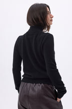 Pull Col Montant Boutons Dorés Swan - Noir - Femme