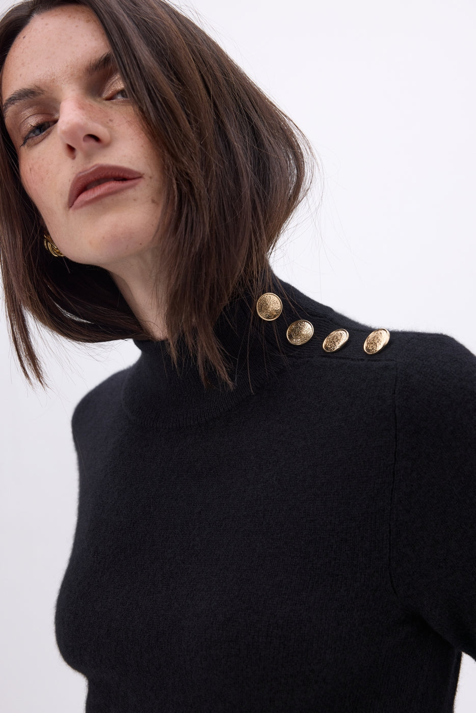 Pull Col Montant Boutons Dorés Swan - Noir - Femme
