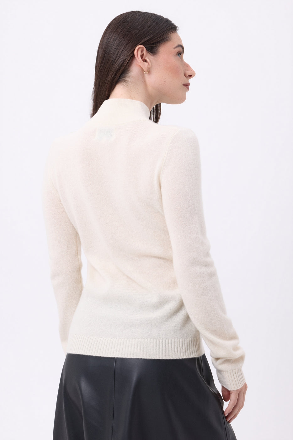 Pull Col Montant Boutons Dorés Swan - Blanc - Femme