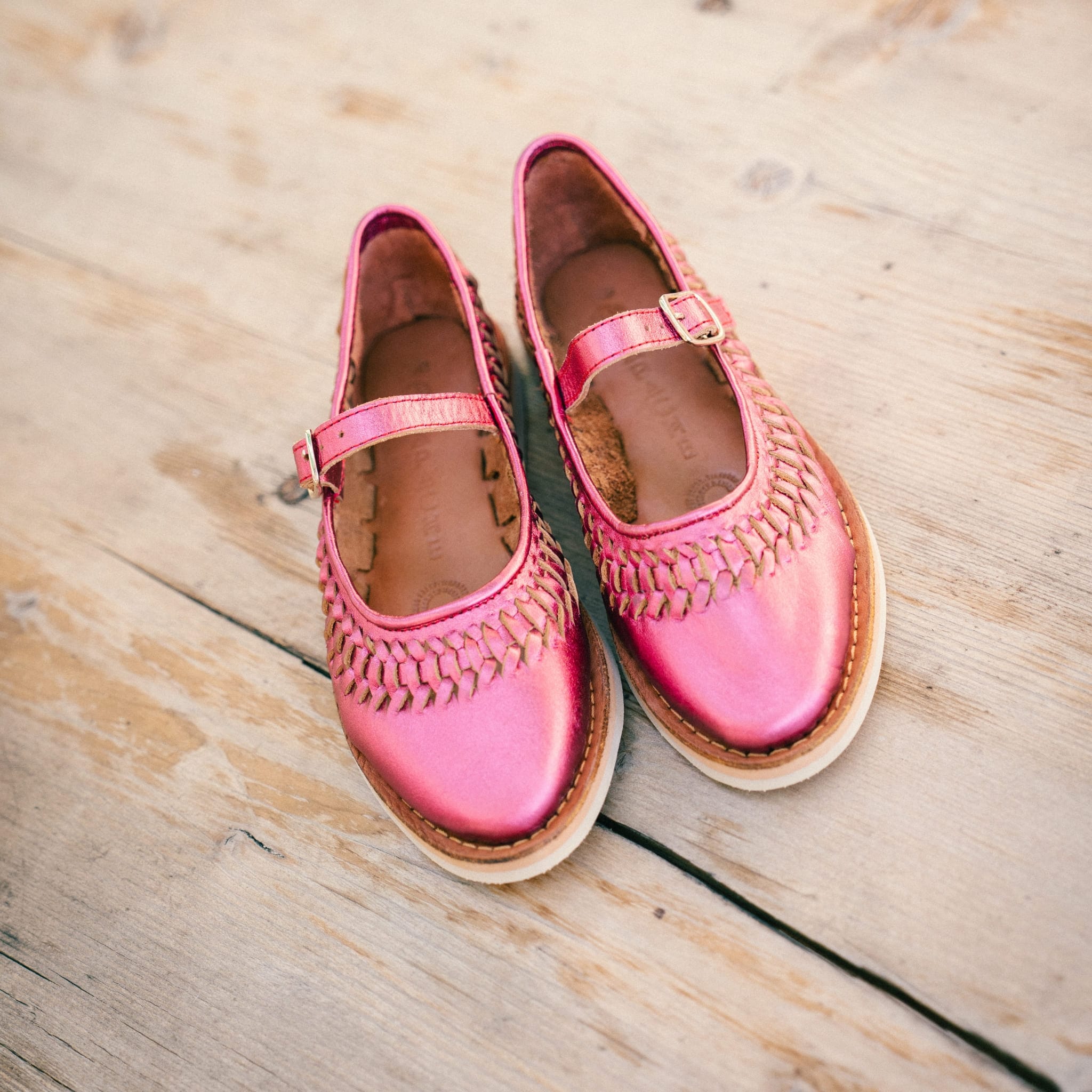 Sofia Huaraches - Flashy Pink