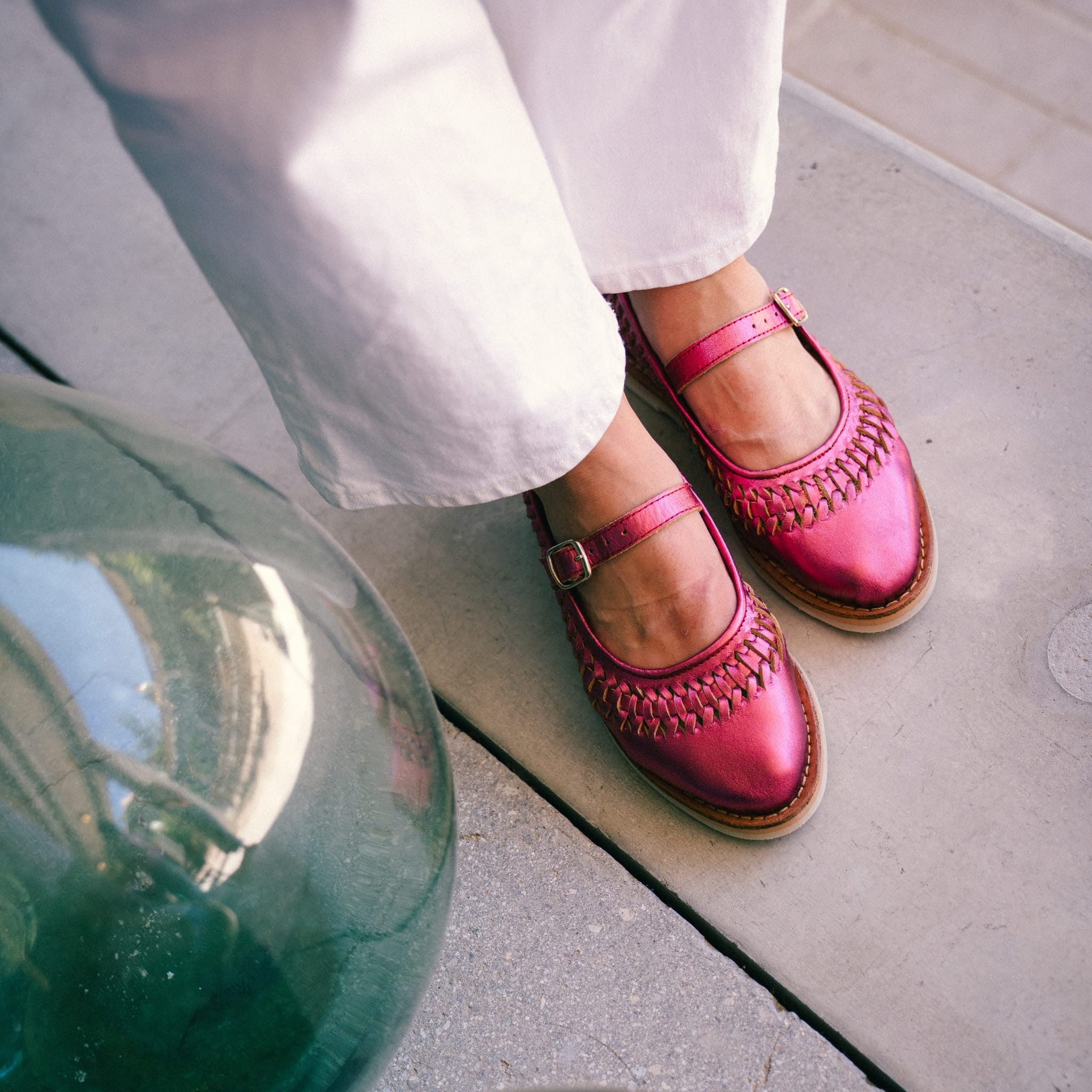 Sofia Huaraches - Flashy Pink