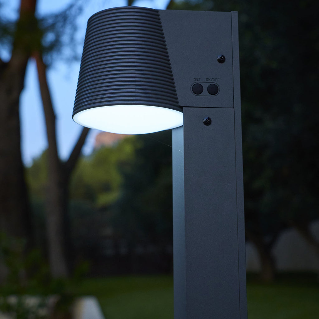 Soltek - Solar Bollard & Post - Steel - Black