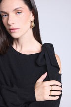Jersey de cuello redondo con abertura y lazo en el hombro Tamara - Negro - Mujer