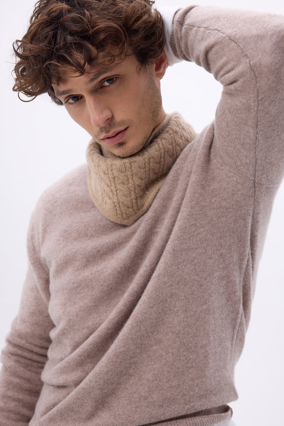 Tory Cable-Knit Triangle Scarf - Cream Beige - Men