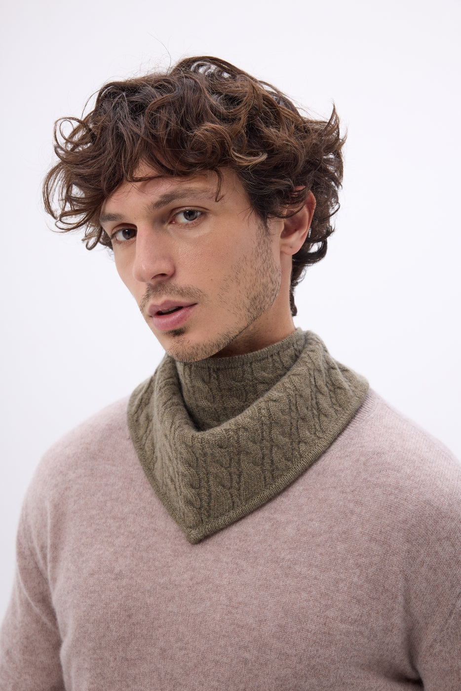 Bufanda triangular de punto trenzado Tory - Caqui jaspeado - Hombre