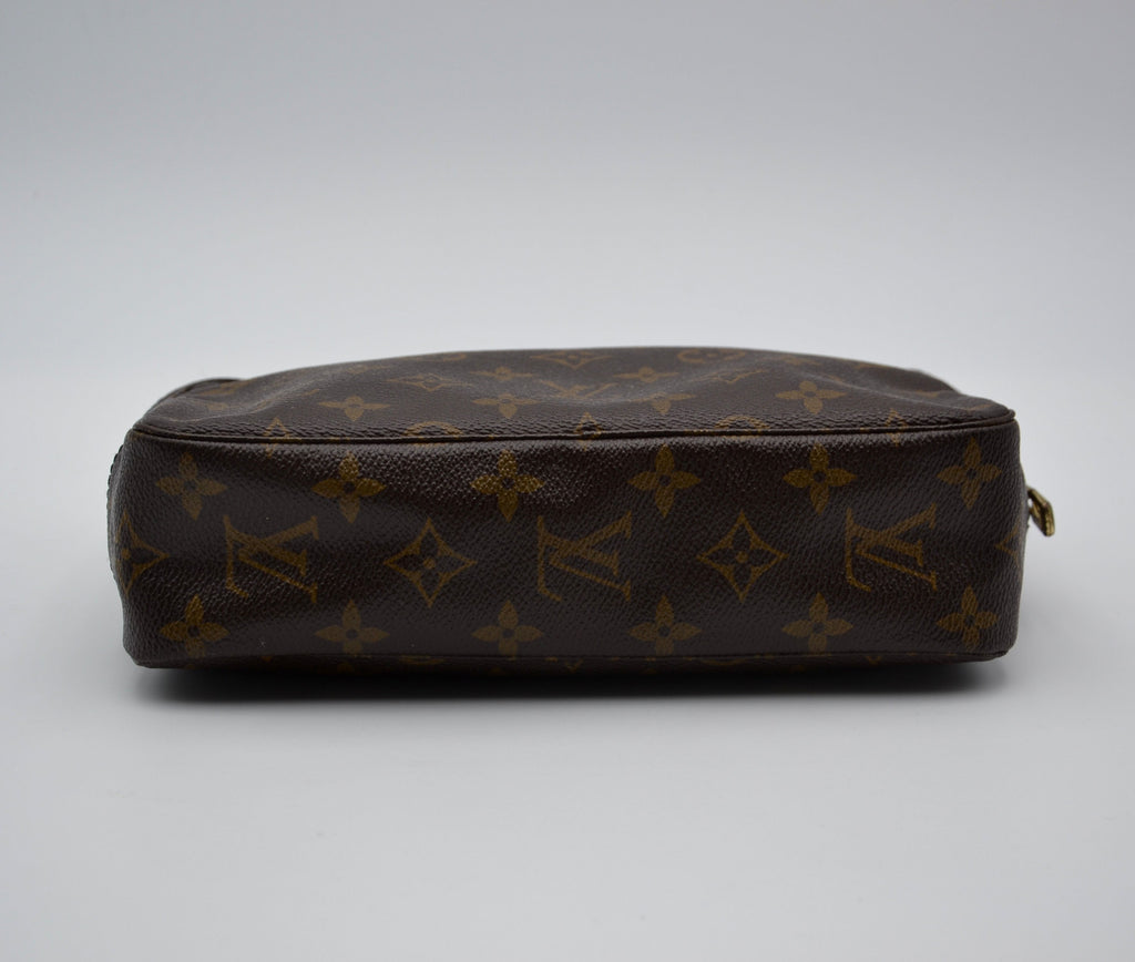 Vintage Louis Vuitton 23 Monogram Toiletry Bag