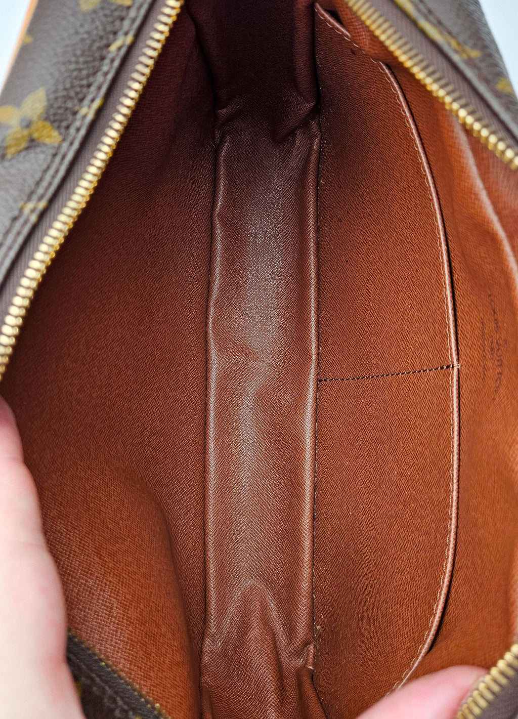 Louis Vuitton Compiègne 28 Pouch