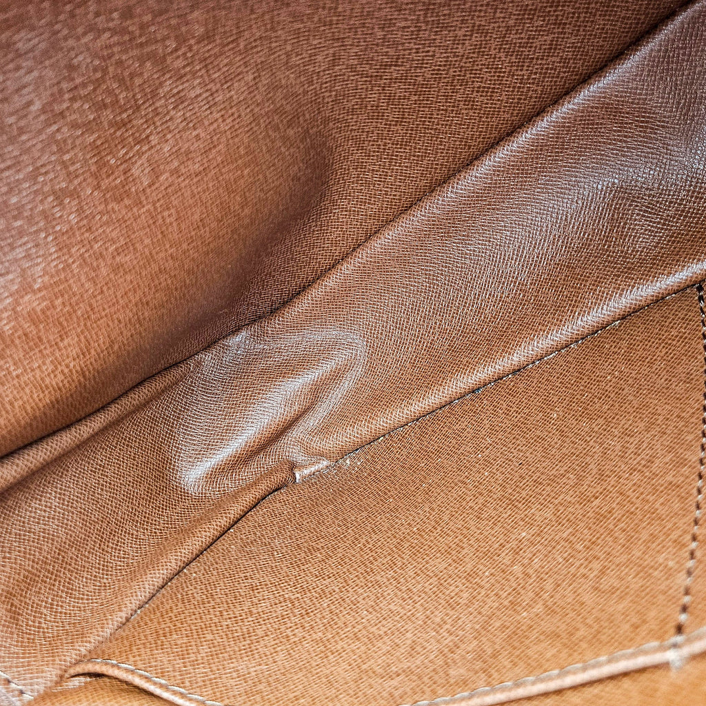 Louis Vuitton Compiègne 28 Pouch