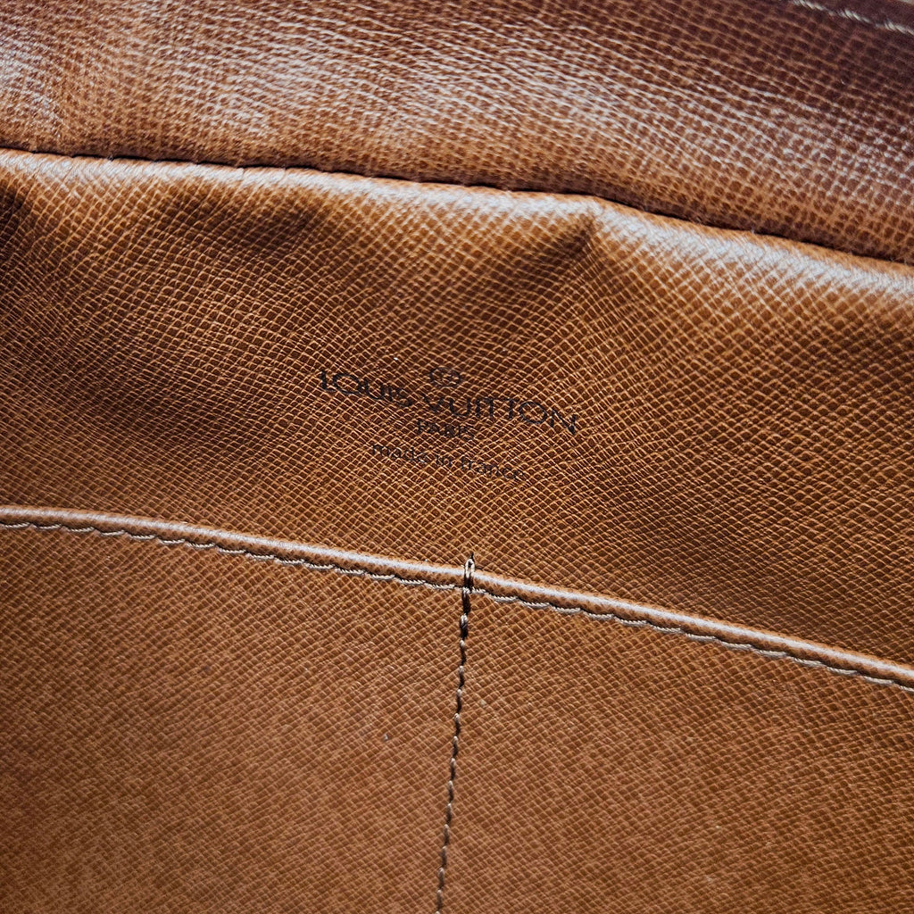 Louis Vuitton Compiègne 28 Pouch