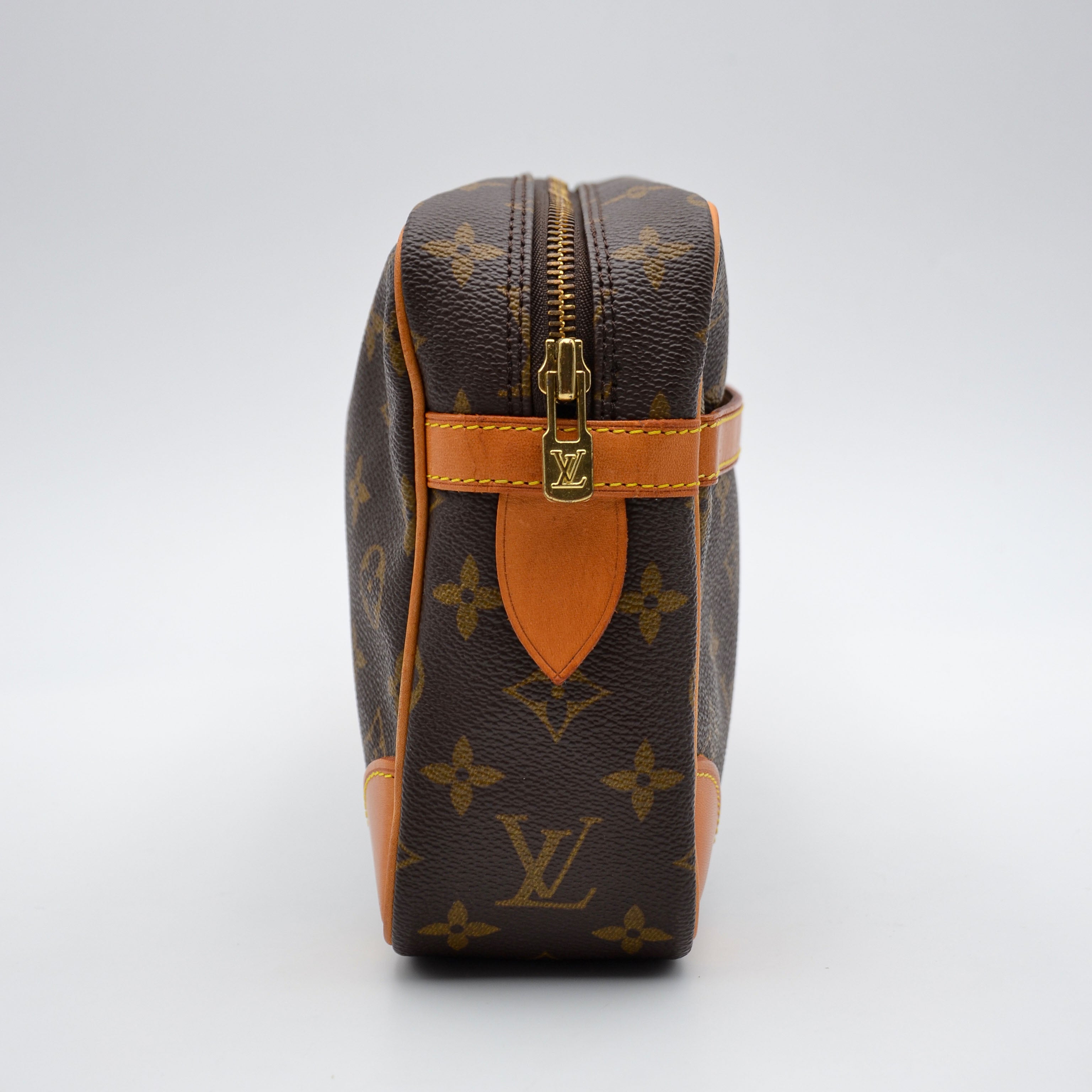 Louis Vuitton Compiègne 28 Pouch