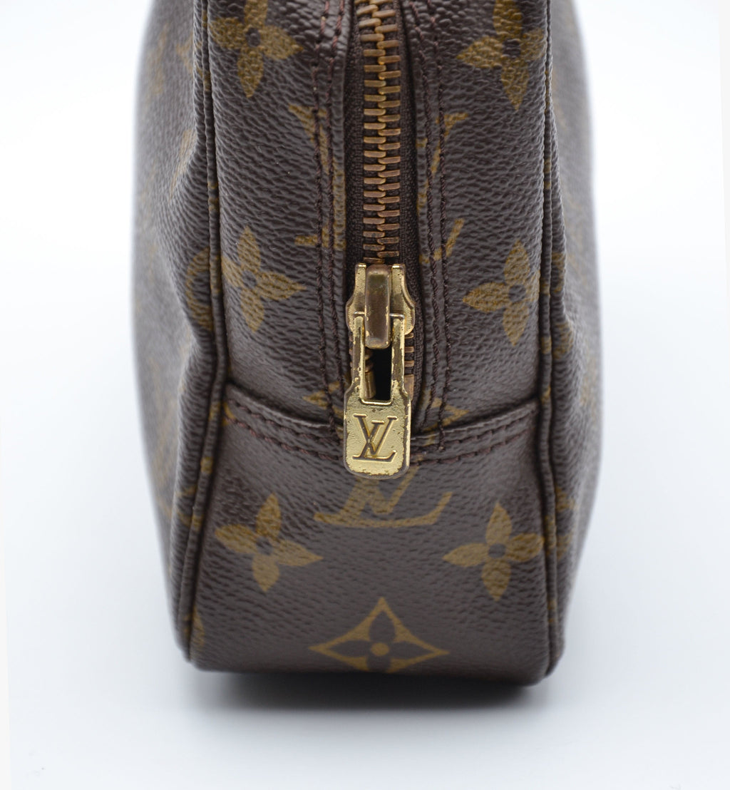 Vintage Louis Vuitton 23 Monogram Toiletry Bag