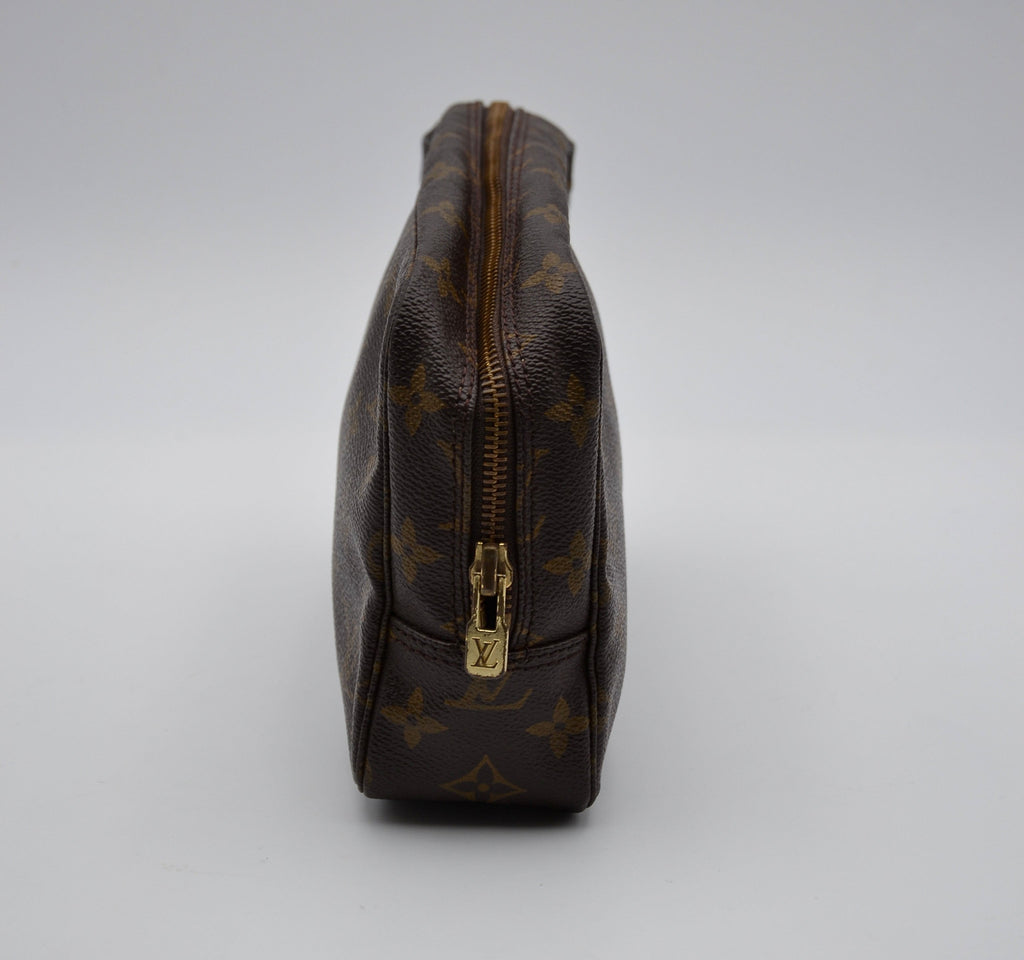 Vintage Louis Vuitton 23 Monogram Toiletry Bag