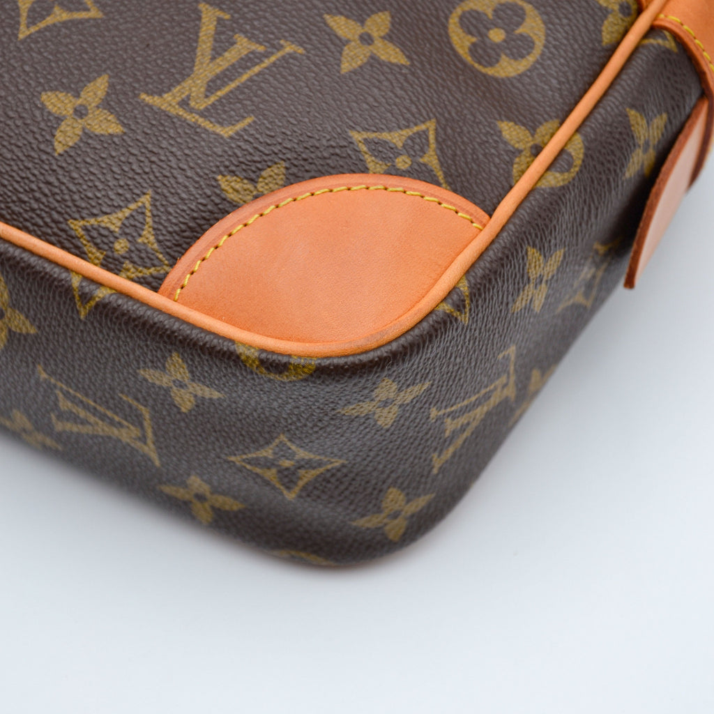 Louis Vuitton Compiègne 28 Pouch