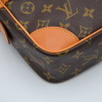 Louis Vuitton Compiègne 28 Pouch
