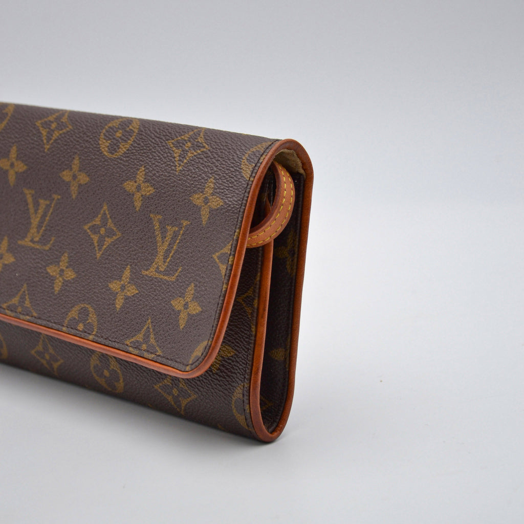 Louis Vuitton Pochette Twin Gm Monogram