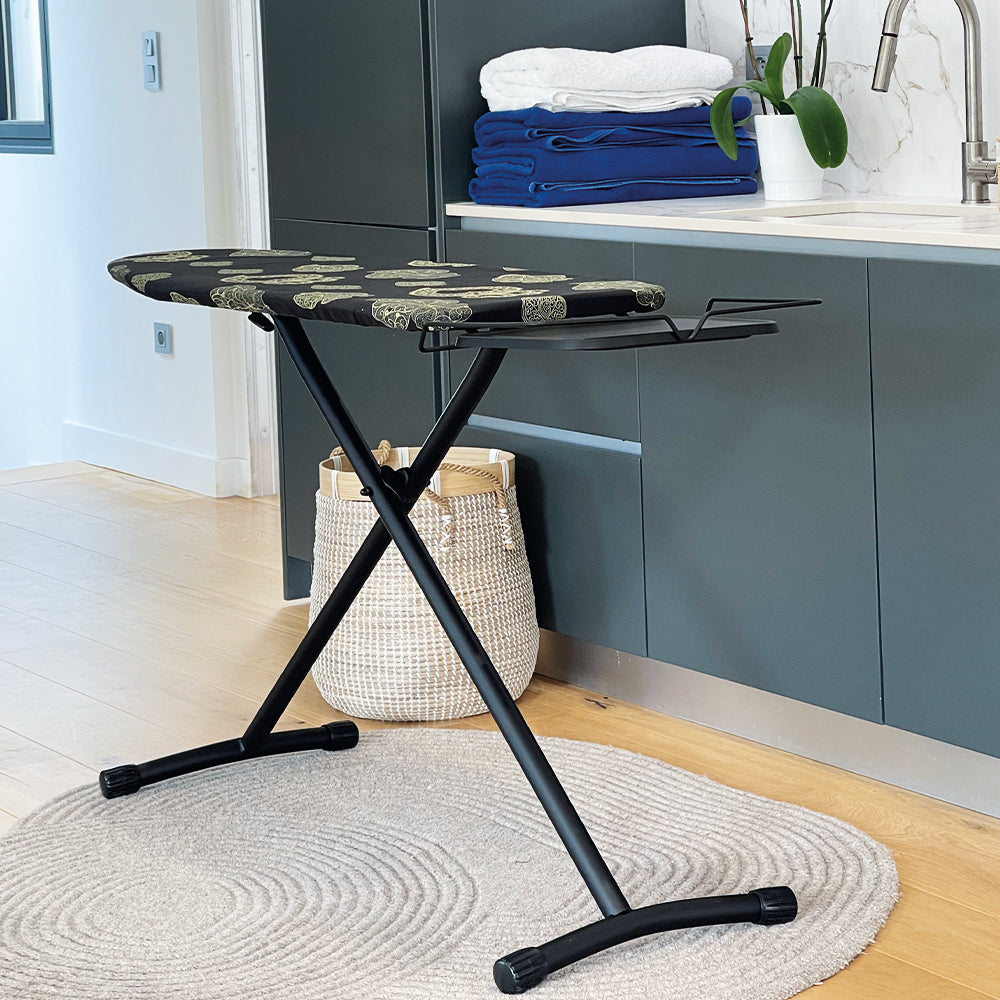 Utah - Ironing Board With Iron Rest - Steel - Black