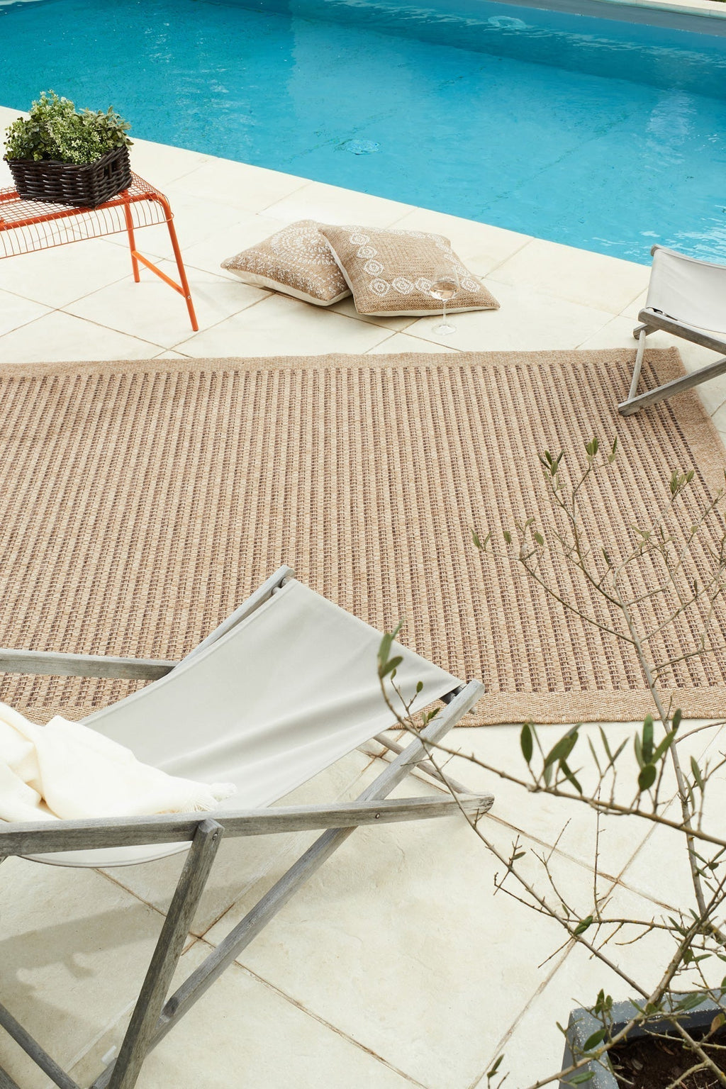 Plain natural jute effect rug Nazar rugs