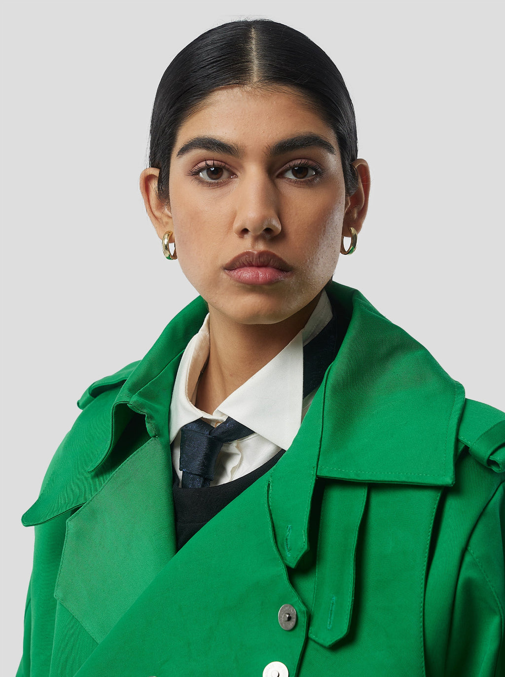 Trevor Cropped Trench Coat in Technical Kelly Green Fabric
