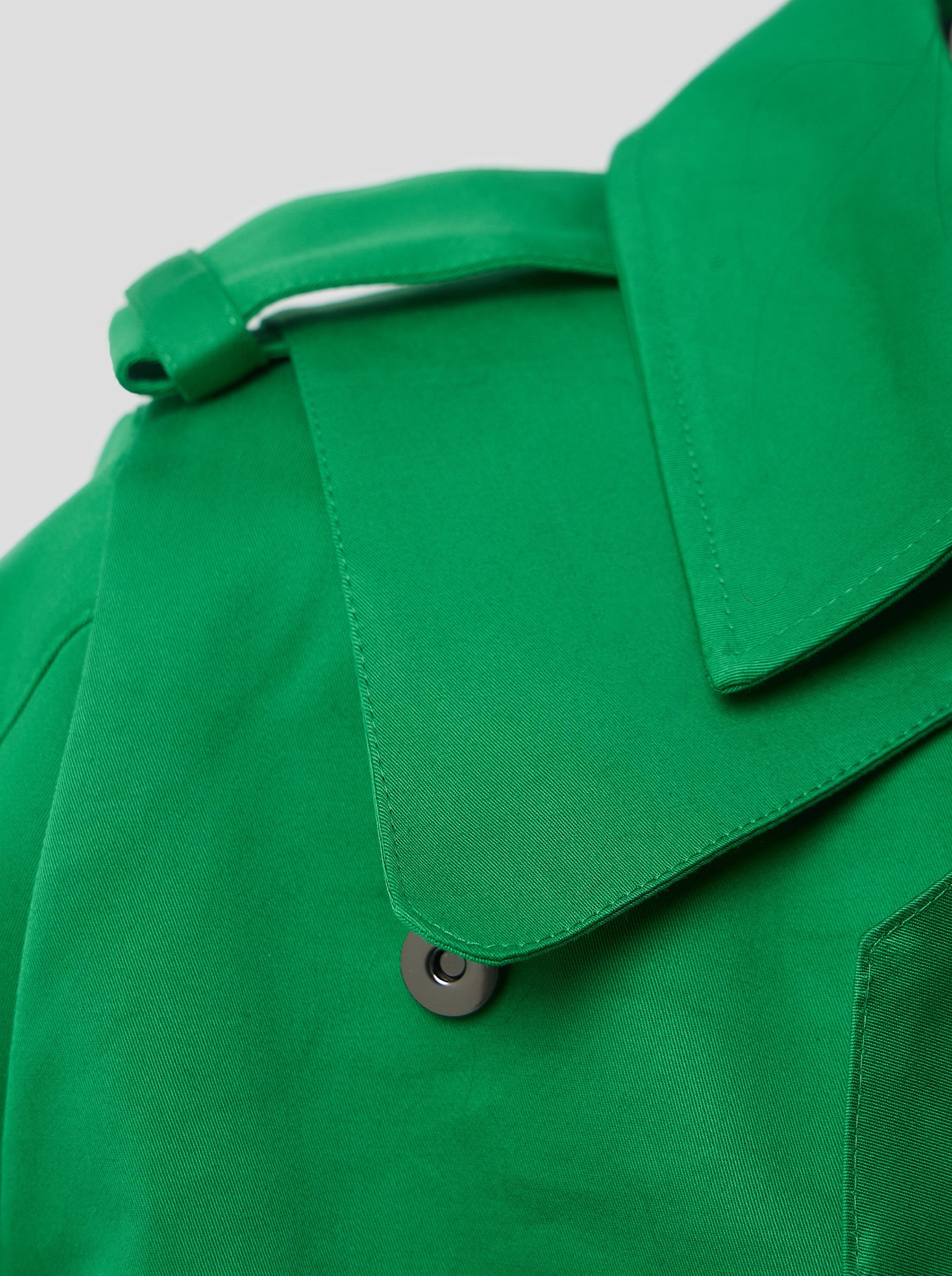 Trevor Cropped Trench Coat in Technical Kelly Green Fabric