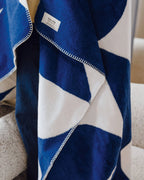 Tul Throw - Blueberry Pie/Cream Beige