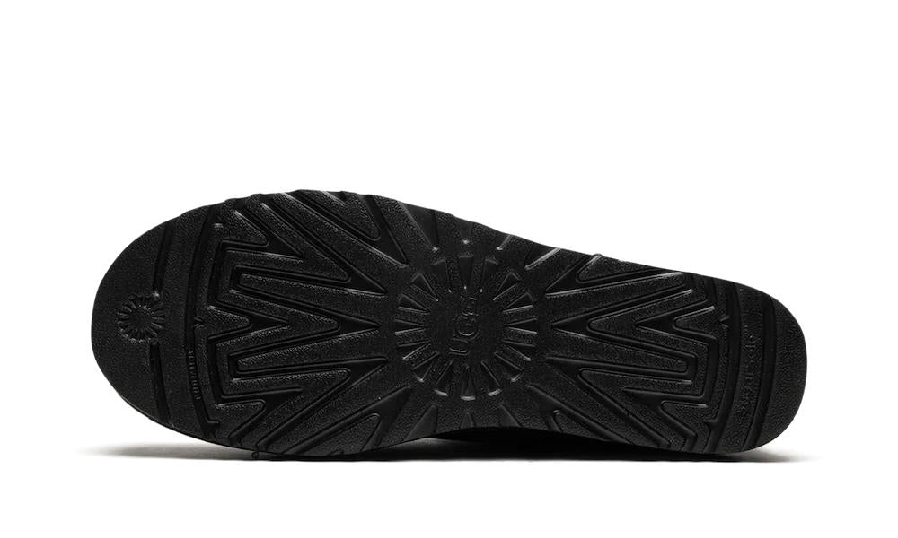 UGG - Classic Ultra Mini Black - Noir